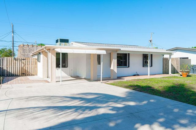 3110 Scanlan Avenue, Lake Worth, FL 33461