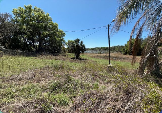 9844 POE STREET, Leesburg, FL 34788