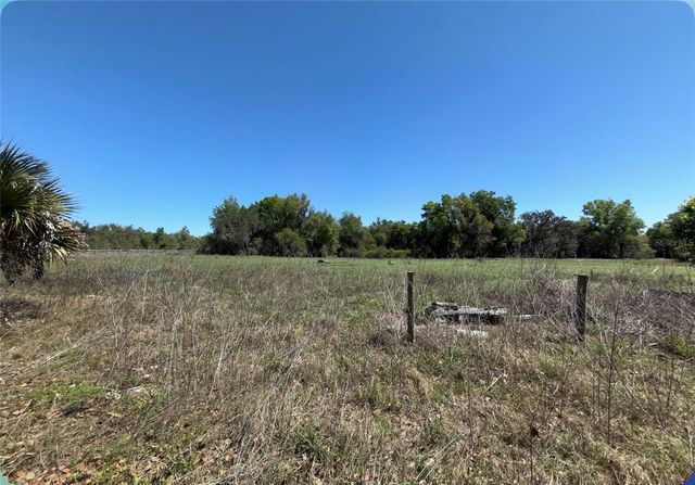 9844 POE STREET, Leesburg, FL 34788