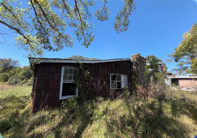 9844 POE STREET, Leesburg, FL 34788