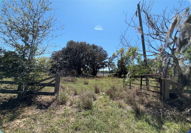 9844 POE STREET, Leesburg, FL 34788