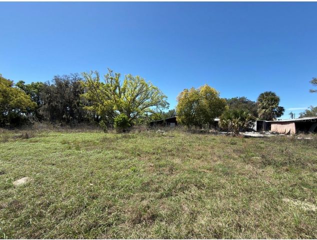 9844 POE STREET, Leesburg, FL 34788