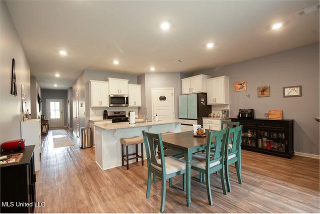 542 Vista Pointe Drive, Pearl, MS 39208