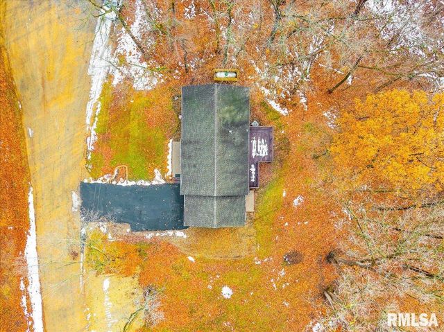 104 HAWTHORNE Court, Dahinda, IL 61428