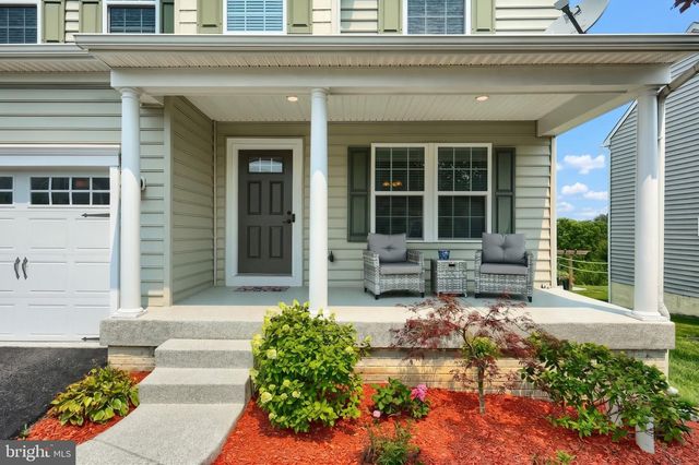1218 ALTA VISTA WAY, Seven Valleys, PA 17360