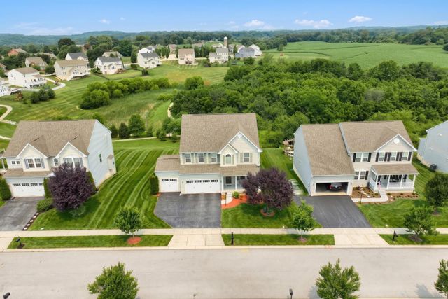1218 ALTA VISTA WAY, Seven Valleys, PA 17360