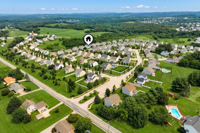 1218 ALTA VISTA WAY, Seven Valleys, PA 17360