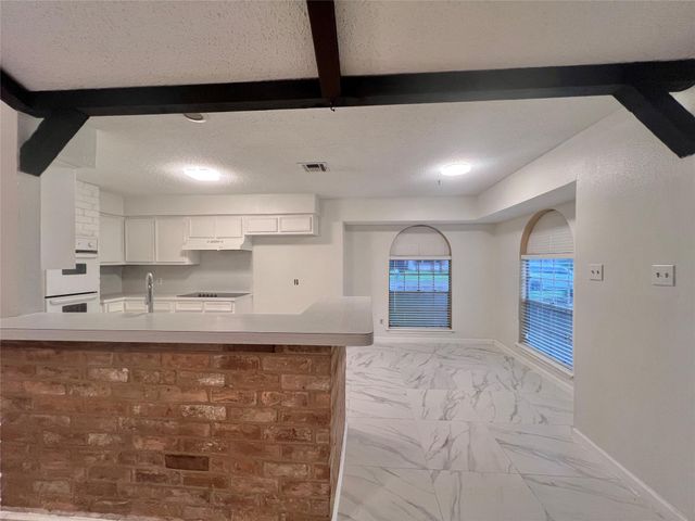 23111 Bayleaf Drive, Spring, TX 77373