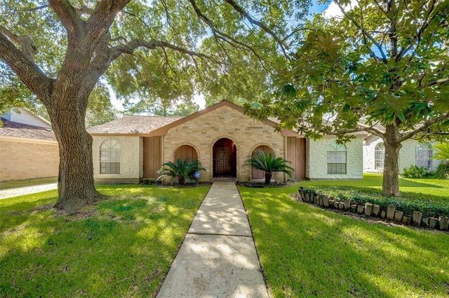23111 Bayleaf Drive, Spring, TX 77373