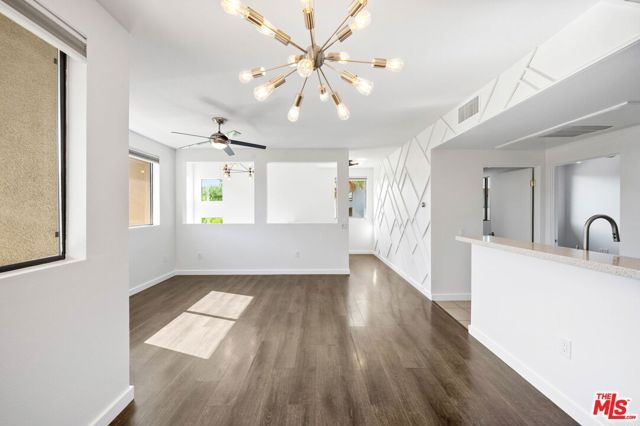 910 E Palm Canyon Drive 205, Palm Springs, CA 92264