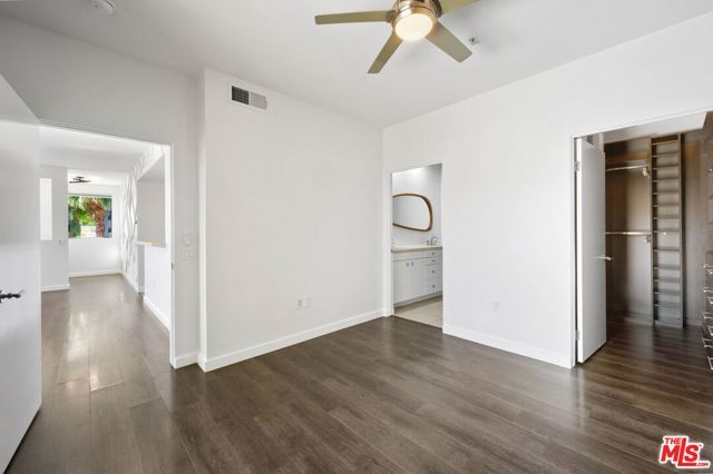 910 E Palm Canyon Drive 205, Palm Springs, CA 92264