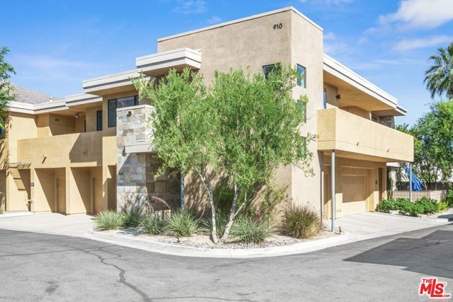 910 E Palm Canyon Drive 205, Palm Springs, CA 92264