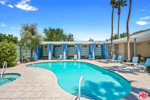 910 E Palm Canyon Drive 205, Palm Springs, CA 92264