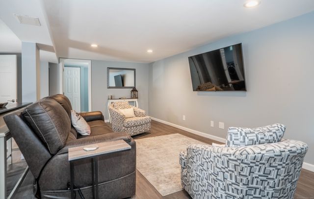 44 Cabot Street, Bristol, CT 06010