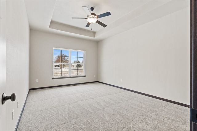 5021 Bluestem Street SW, Kalona, IA 52247