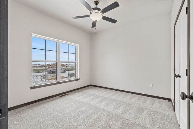 5021 Bluestem Street SW, Kalona, IA 52247