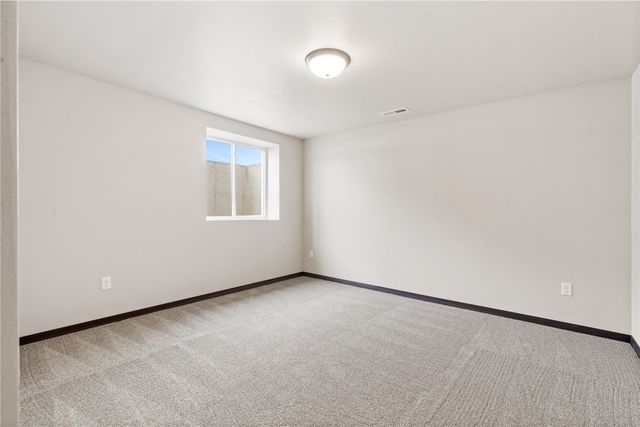 5021 Bluestem Street SW, Kalona, IA 52247