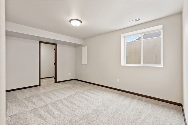 5021 Bluestem Street SW, Kalona, IA 52247