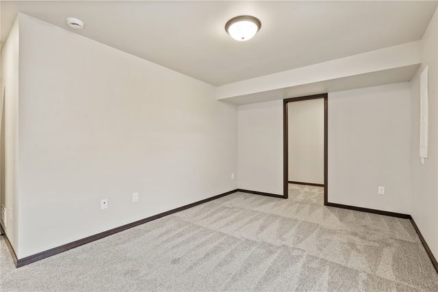 5021 Bluestem Street SW, Kalona, IA 52247