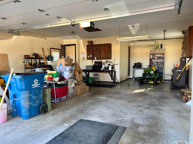 2103 W Hamilton Road, Fort Wayne, IN 46819