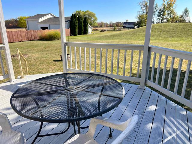 2103 W Hamilton Road, Fort Wayne, IN 46819