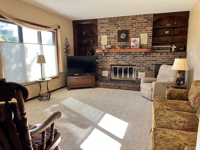 2103 W Hamilton Road, Fort Wayne, IN 46819