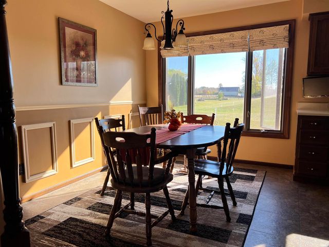 2103 W Hamilton Road, Fort Wayne, IN 46819