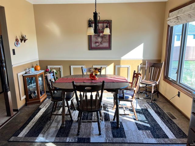 2103 W Hamilton Road, Fort Wayne, IN 46819