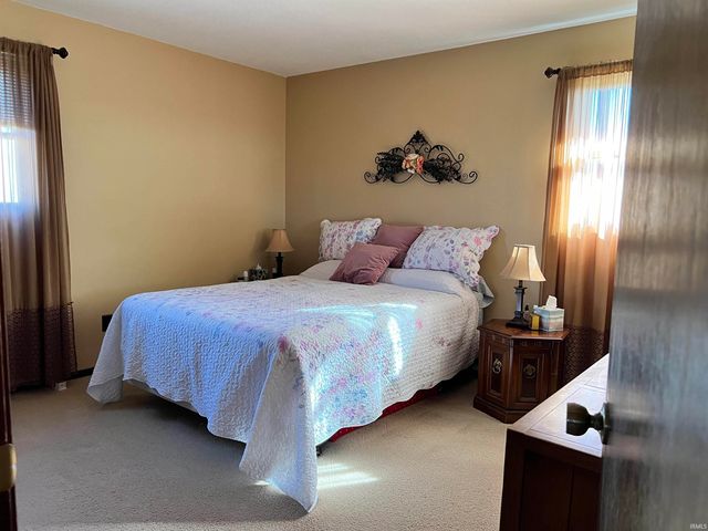 2103 W Hamilton Road, Fort Wayne, IN 46819