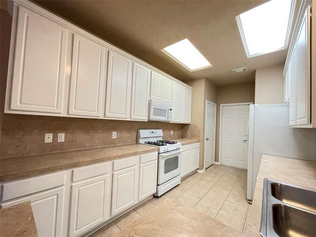 5626 Claybeck Lane, Katy, TX 77494