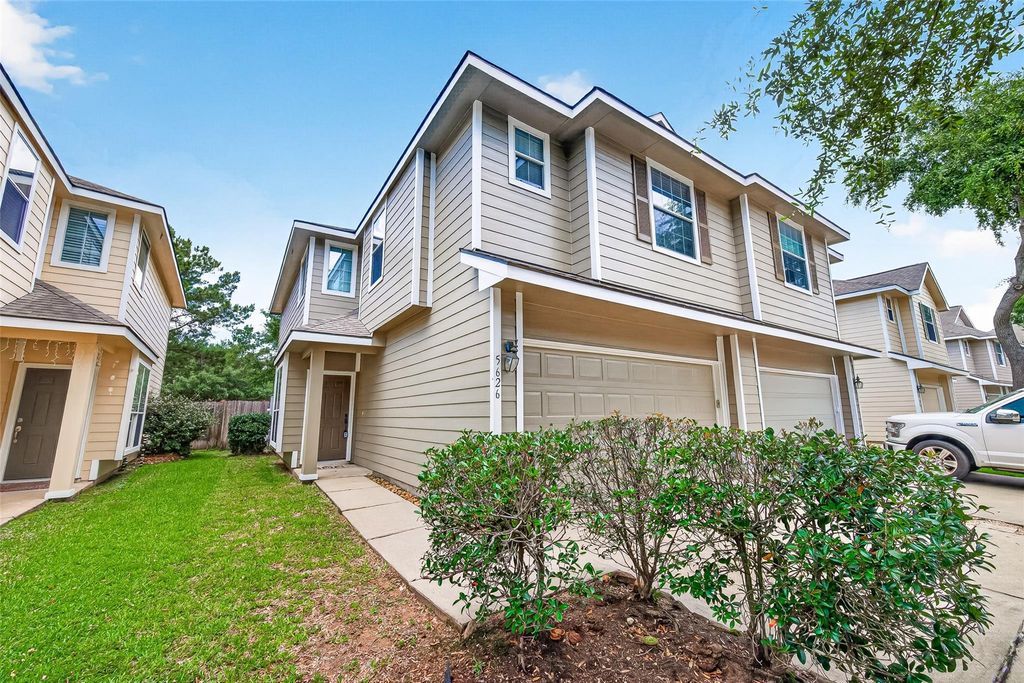 5626 Claybeck Lane, Katy, TX 77494