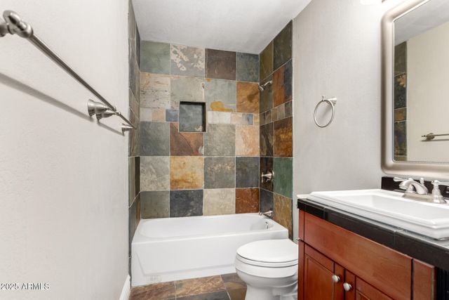 3912 S ELM Street, Tempe, AZ 85282