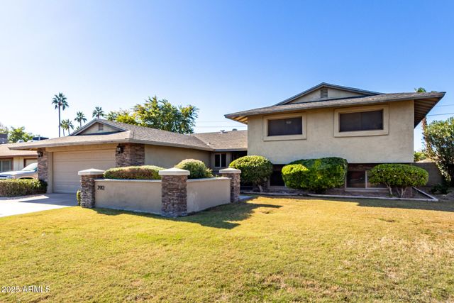 3912 S ELM Street, Tempe, AZ 85282