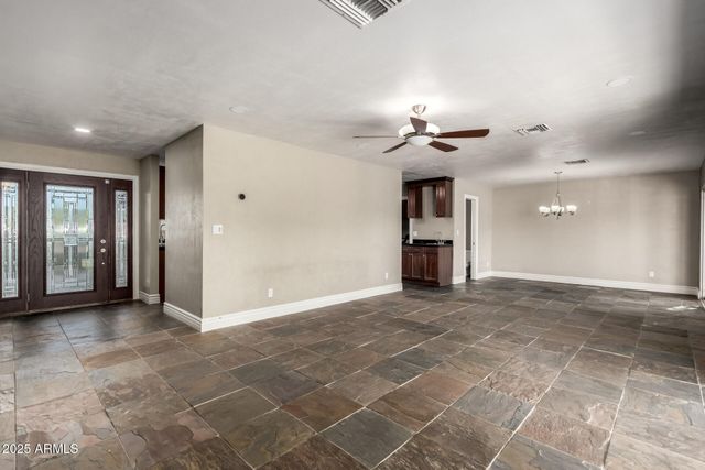 3912 S ELM Street, Tempe, AZ 85282