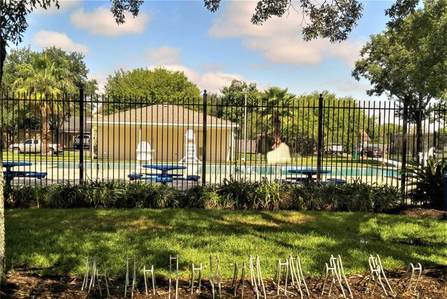 3806 Pecan Circle, La Porte, TX 77571