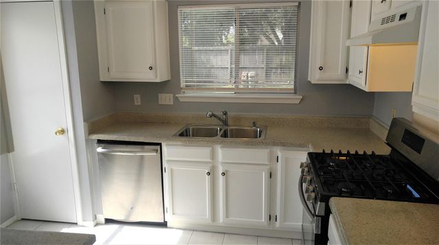 3806 Pecan Circle, La Porte, TX 77571