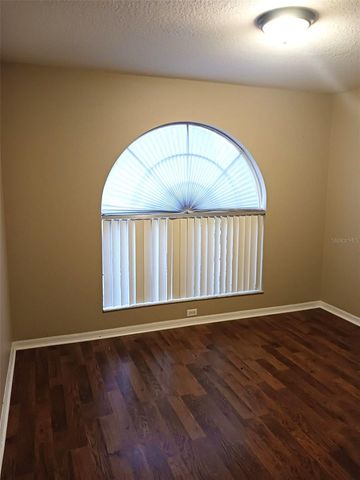 4617 NEWBOURNE WAY, Valrico, FL 33594
