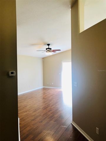 4617 NEWBOURNE WAY, Valrico, FL 33594