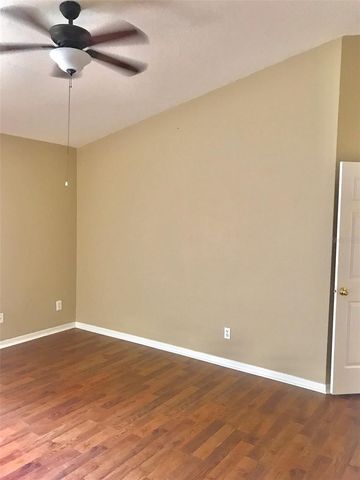 4617 NEWBOURNE WAY, Valrico, FL 33594