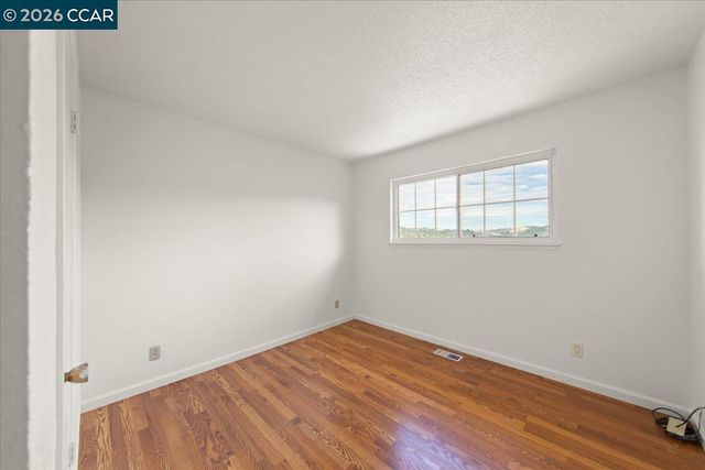 2080 Costa Ct, Pinole, CA 94564