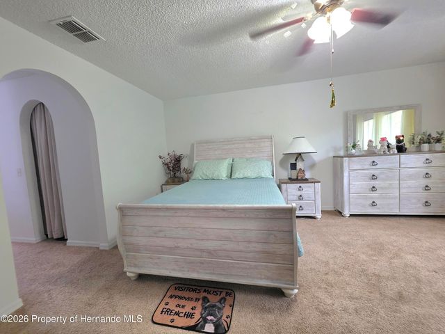 9055 Pemberton Street, Spring Hill, FL 34608