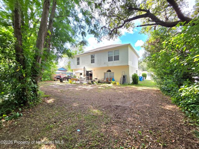 9055 Pemberton Street, Spring Hill, FL 34608