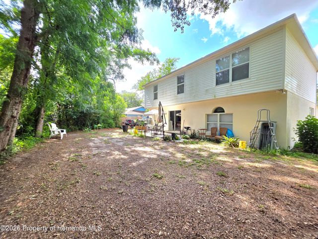 9055 Pemberton Street, Spring Hill, FL 34608