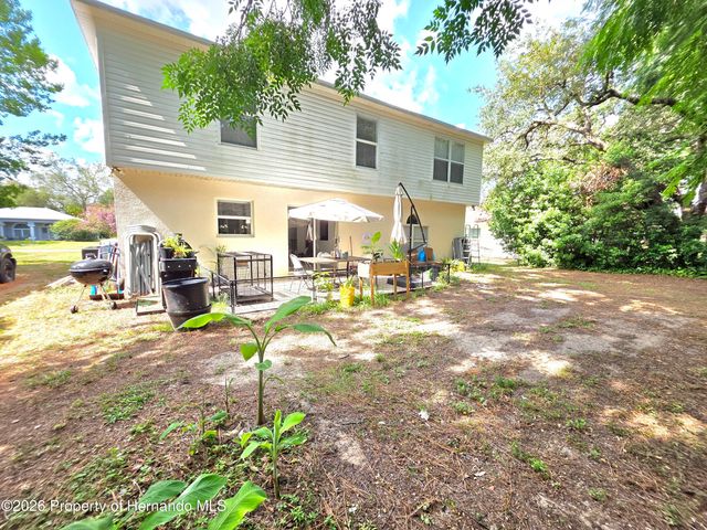 9055 Pemberton Street, Spring Hill, FL 34608