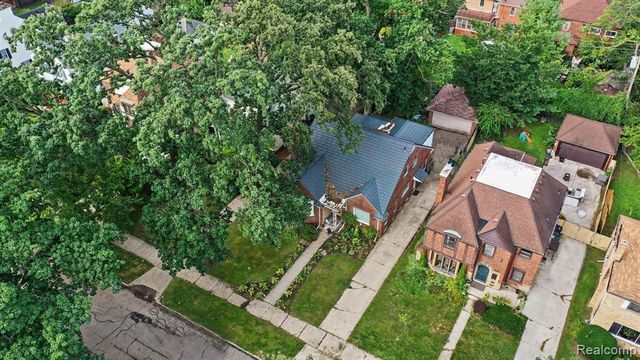 19015 Muirland Street, Detroit, MI 48221