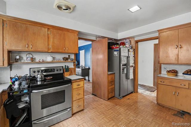 19015 Muirland Street, Detroit, MI 48221