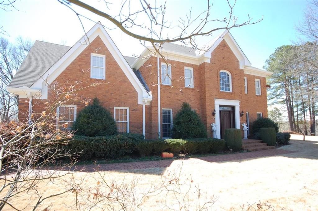 105 View Hill Court, Sandy Springs, GA 30350