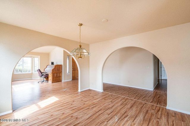 5643 HOLE IN ONE Drive, Prescott, AZ 86301