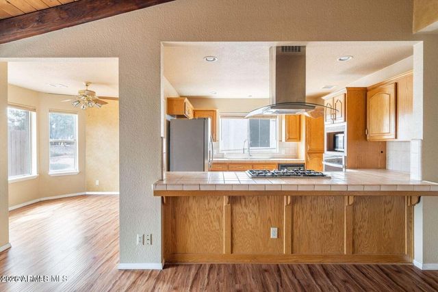 5643 HOLE IN ONE Drive, Prescott, AZ 86301