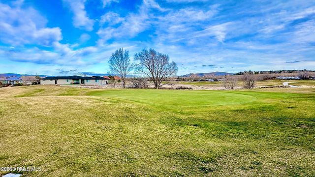 5643 HOLE IN ONE Drive, Prescott, AZ 86301